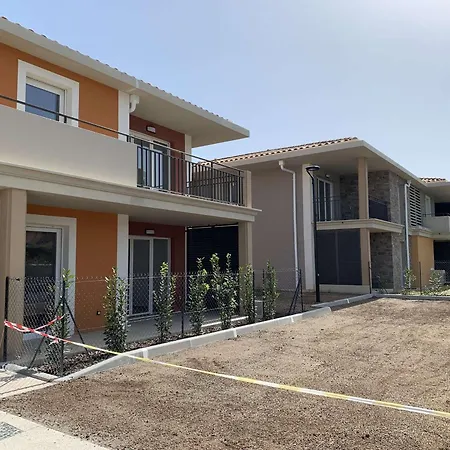 Moderne 4 Pers. Avec Piscine, Terrasse Et Garage A - Fr-1-226b-211 * Cogolin